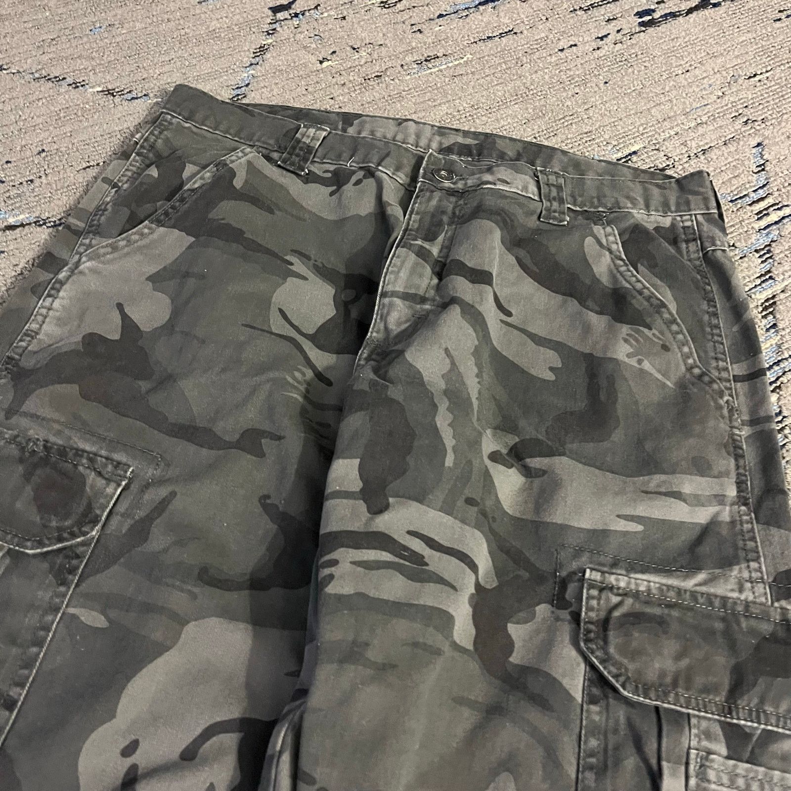 Wrangler Wrangler Dark Grey Camo Cargo 6‑Pocket Workwear Pants 34x30 Size US 34 / EU 50 - 4 Thumbnail