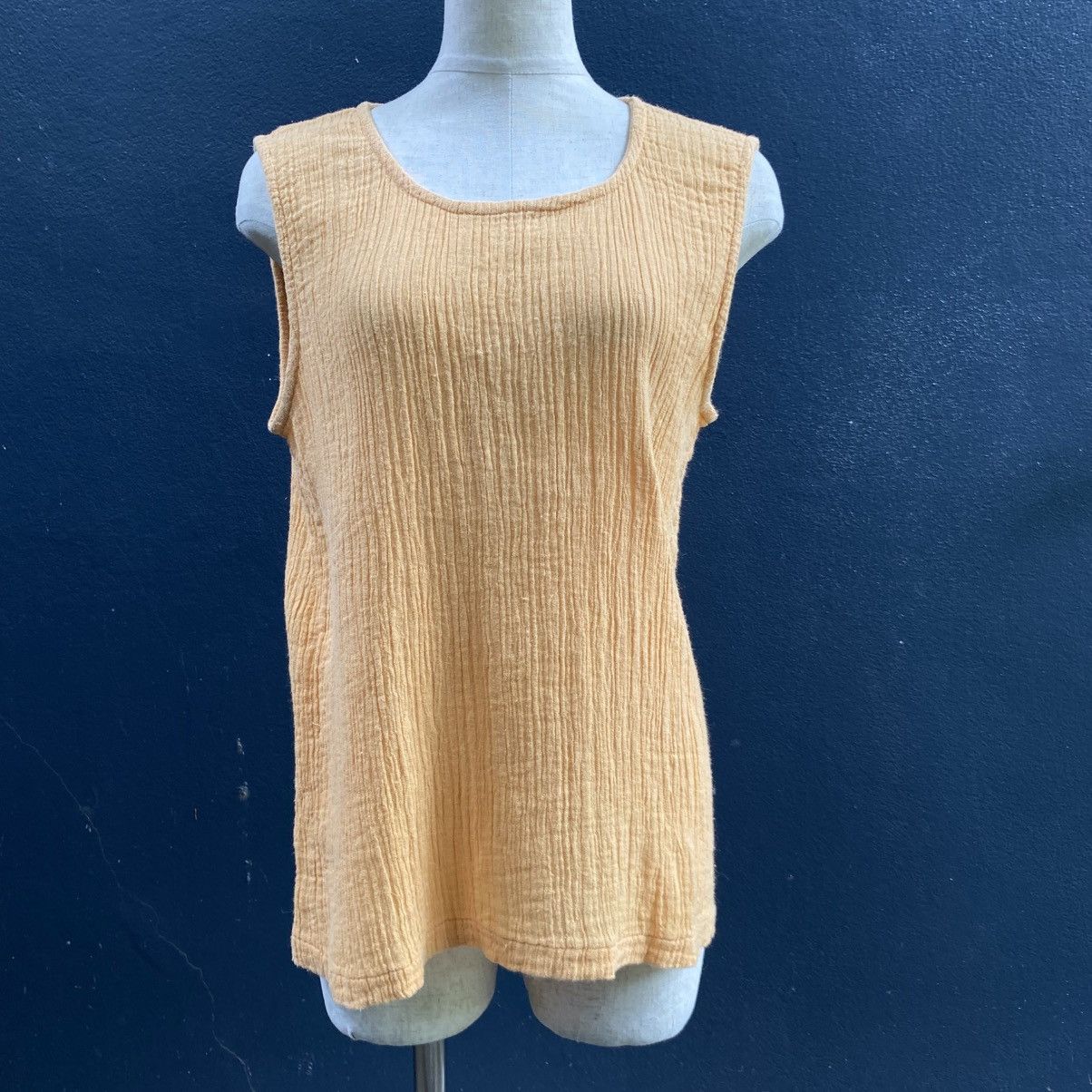 Issey Miyake Plantation Beige Textured Sleeveless Top Size M / US 6-8 / IT 42-44 - 2 Thumbnail