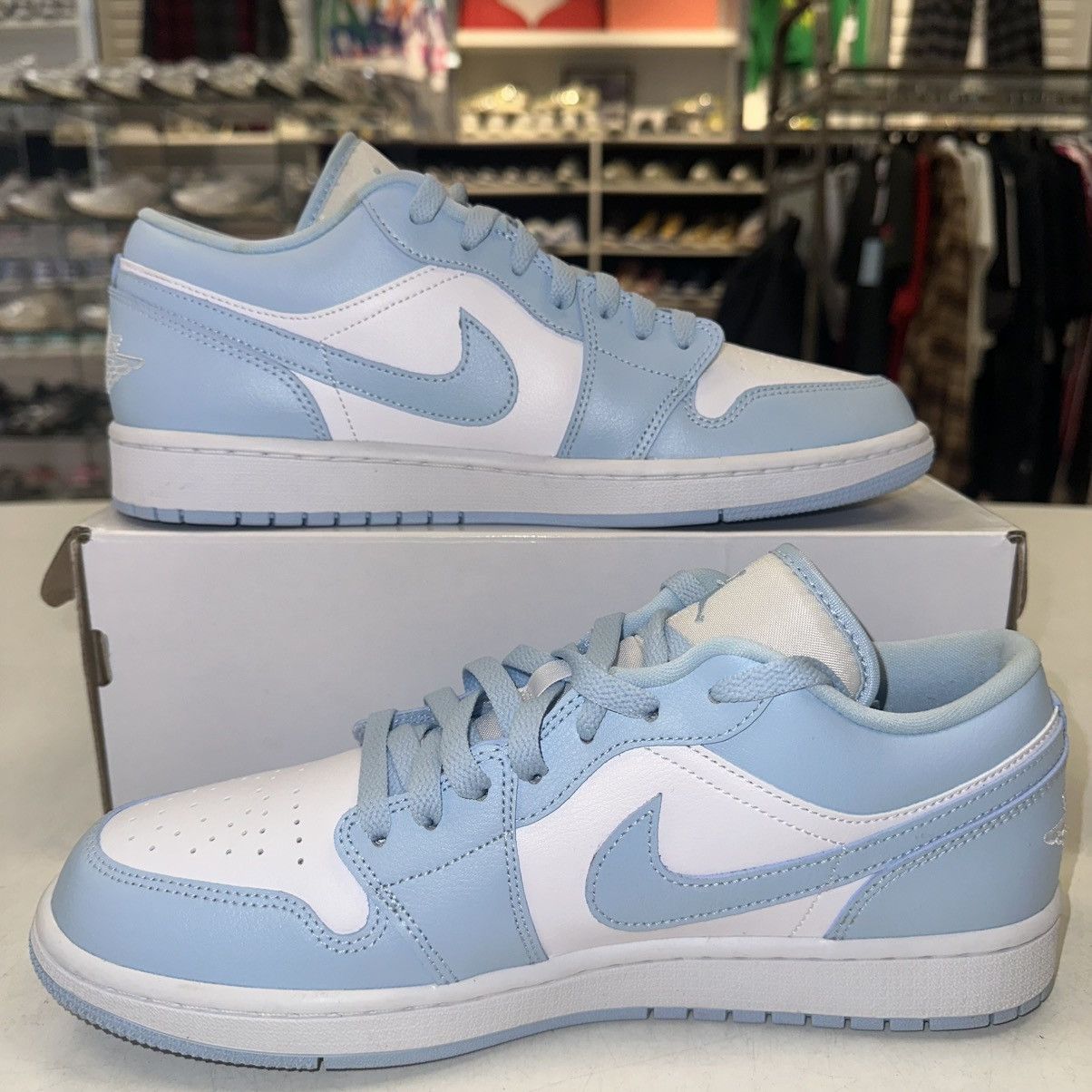 Jordan Brand Size 11.5W (10M) - Nike Retro 1 Low 'White Ice Blue' Size US 11.5 / IT 41.5 - 2 Thumbnail