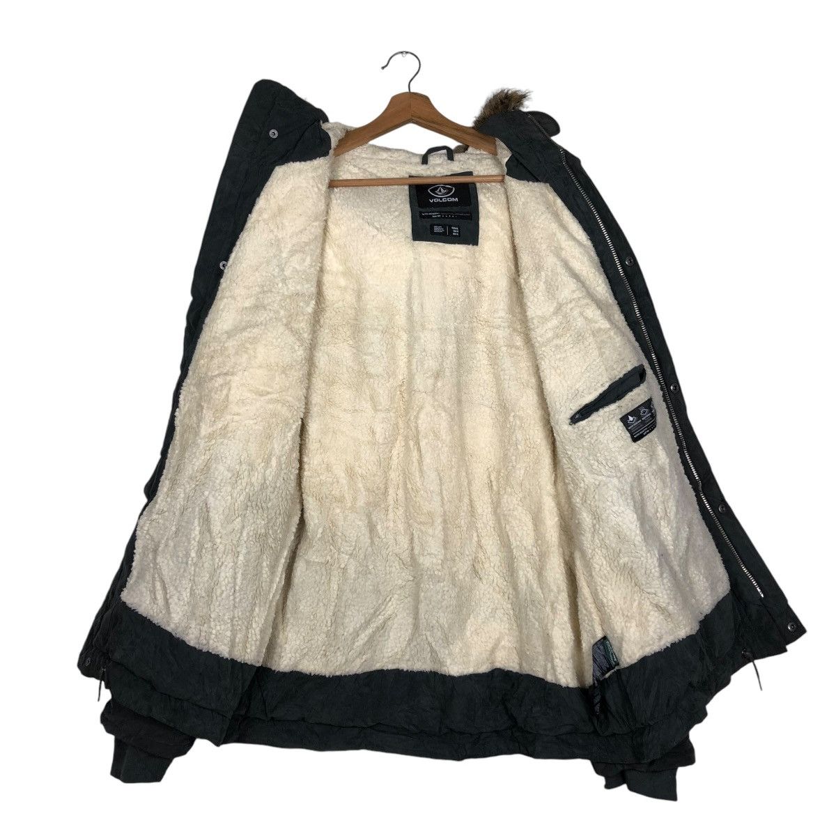 Japanese Brand 🔥VINTAGE BOMBER JACKET CHORE WORKER VOLCOM MINK FUR HOODIE Size US XL / EU 56 / 4 - 16 Thumbnail