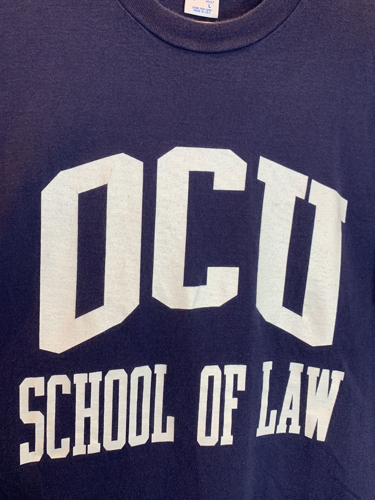 Velva Sheen *RARE* Vintage 70’s OCU Oklahoma City School Of Law T-Shirt Size US L / EU 52-54 / 3 - 2 Thumbnail