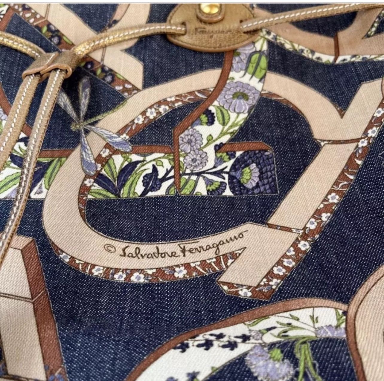 Salvatore Ferragamo Vintage Salvatore Ferragamo Flora Gancini Denim Shoulder Bag Size ONE SIZE - 6 Thumbnail