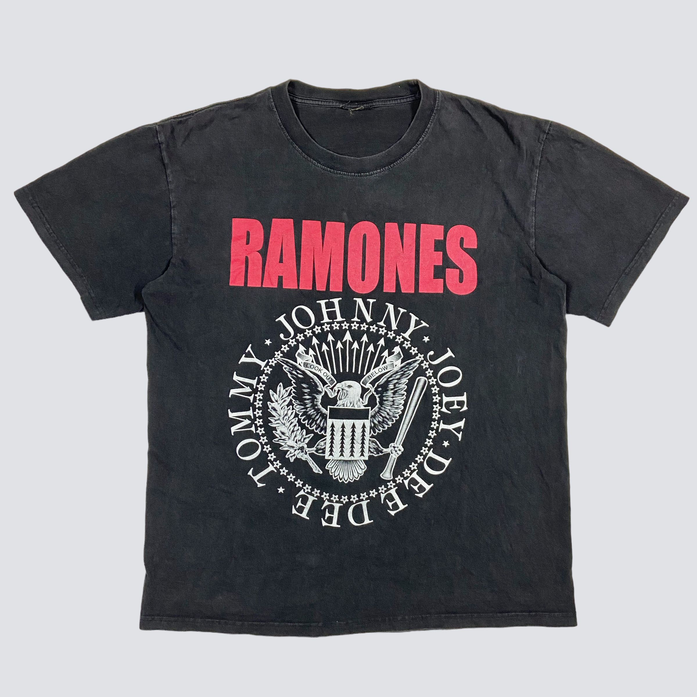 Band Tees OG 1990s RAMONES HEAVY VINTAGE TEE - № 215 Size US XL / EU 56 / 4 - 3 Thumbnail