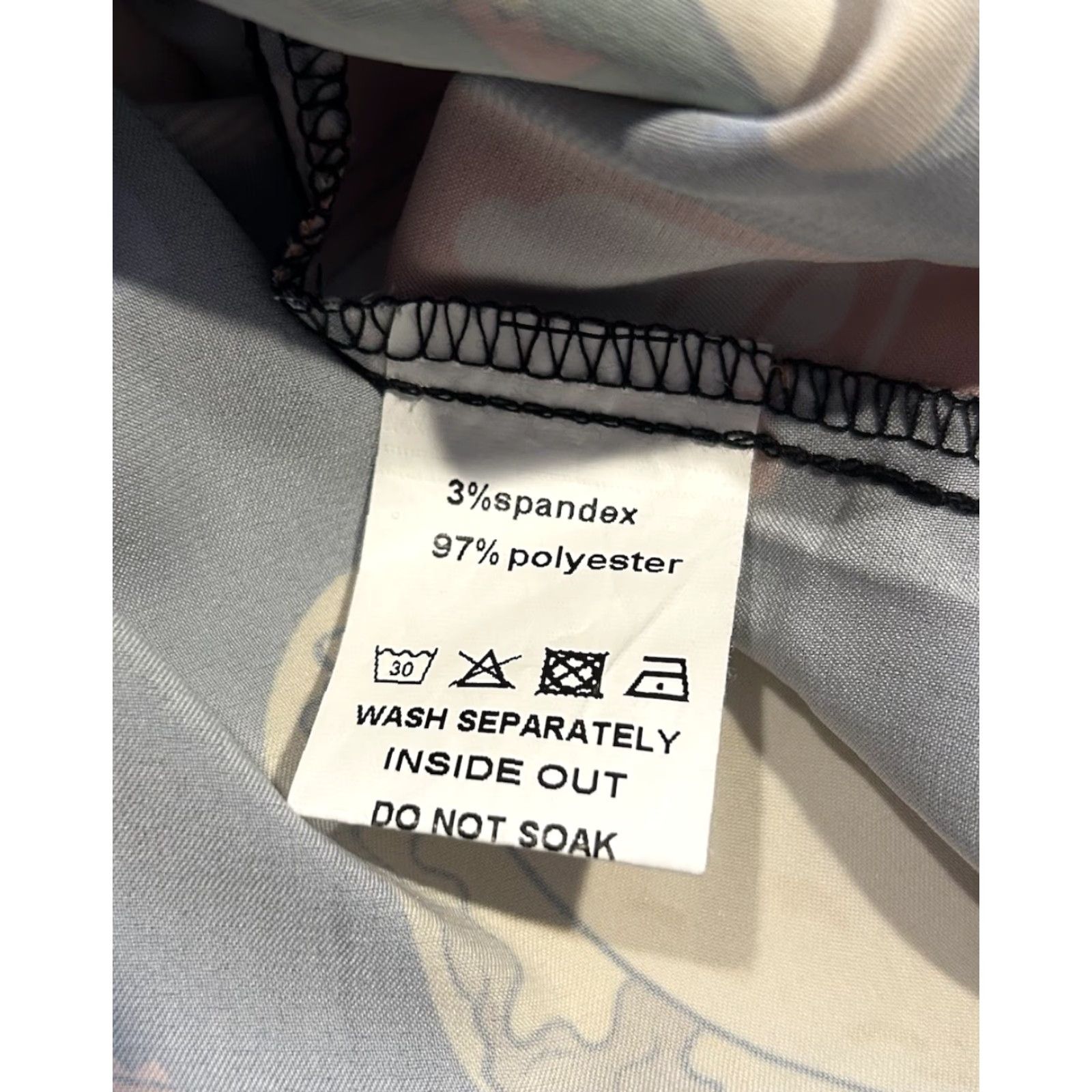 Bell Taco Bell Pajama Set Women’s M Satin Graphic Print Long Sleeve Button Up Multicolor Comfort Sleepwear Unbranded Unisex Adults Costume Size M / US 6-8 / IT 42-44 - 7 Thumbnail
