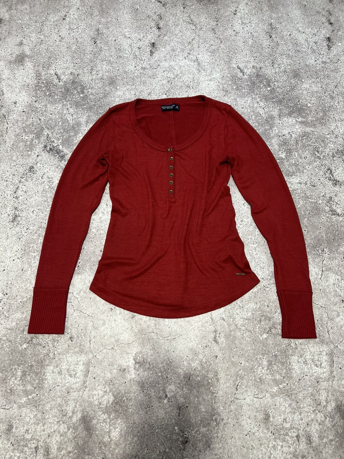 Abercrombie & Fitch y2k abercrombie & fitch 2000’s red long sleeve henley top Size M / US 6-8 / IT 42-44 - 1 Thumbnail
