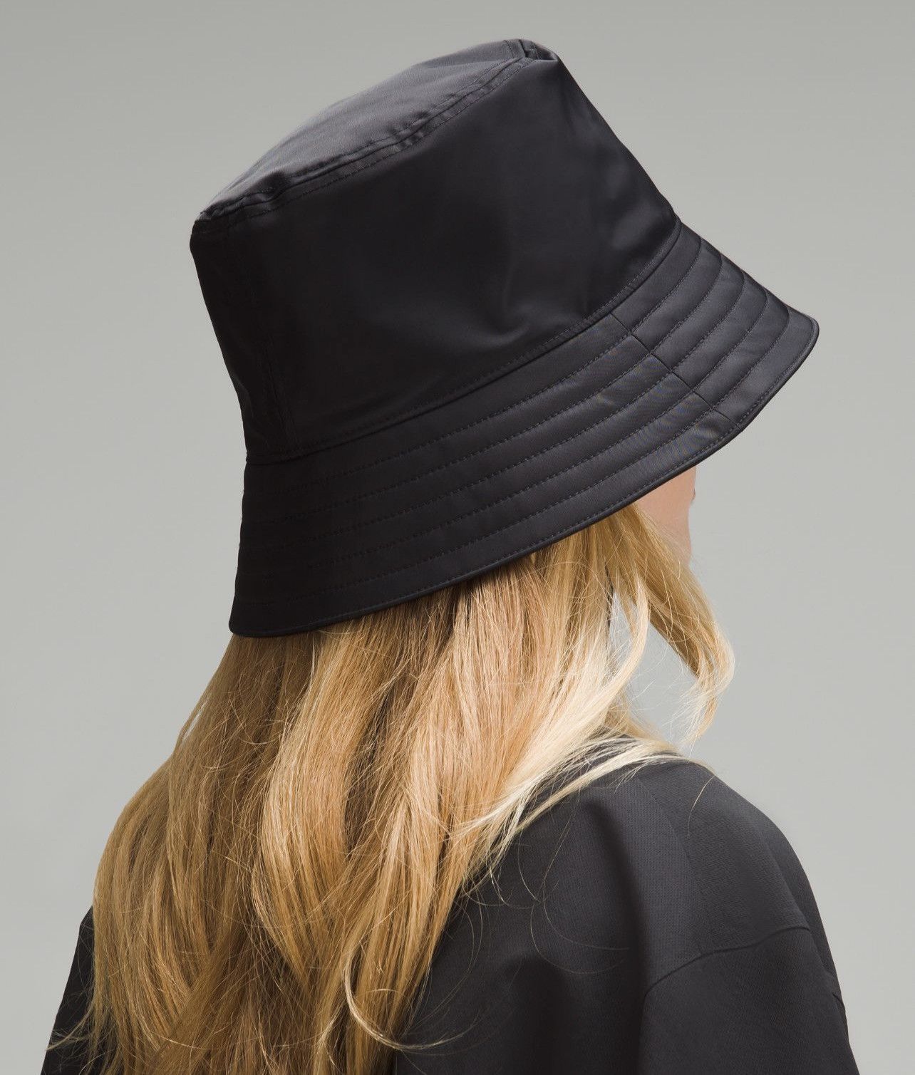 Lululemon Lululemon nylon Black Bucket Hat size S/M, M/L and L/XL avai Size ONE SIZE - 2 Thumbnail