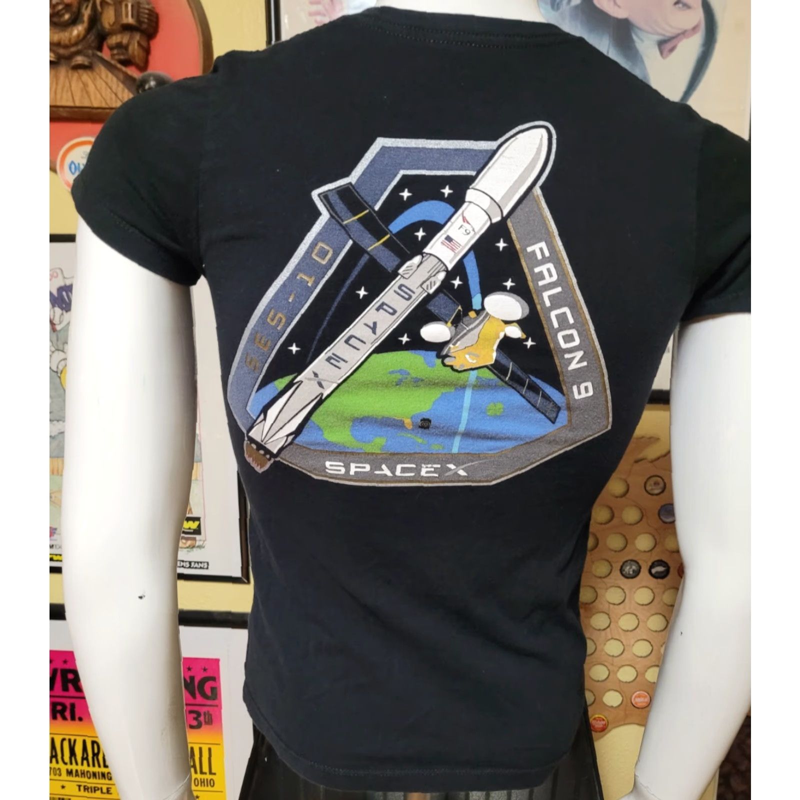 NASA Womens SpaceX T-Shirt Small Black Crew Neck Short Sleeve Space USA NASA Nice Outer SPace Travel Size S / US 4 / IT 40 - 3 Thumbnail