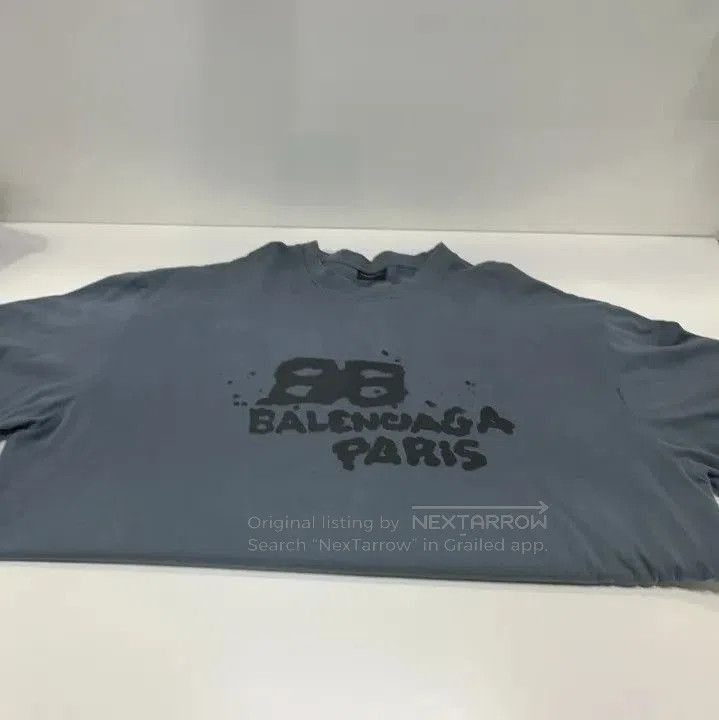 Balenciaga Balenciaga Hand Drawn BB Icon Short Sleeve T. Size US XXL / EU 58 / 5 - 2 Thumbnail