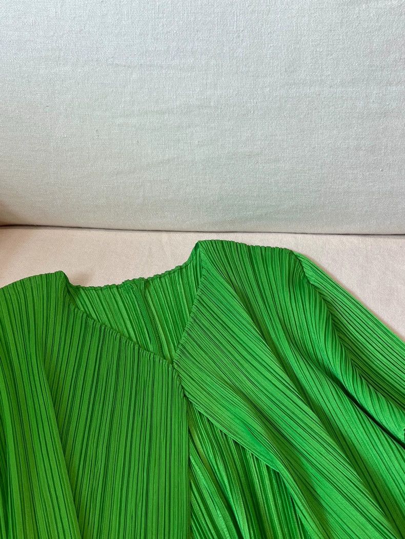 Issey Miyake Issey Miyake size:4 Green pleated cardigan top Size XS / US 0-2 / IT 36-38 - 4 Thumbnail