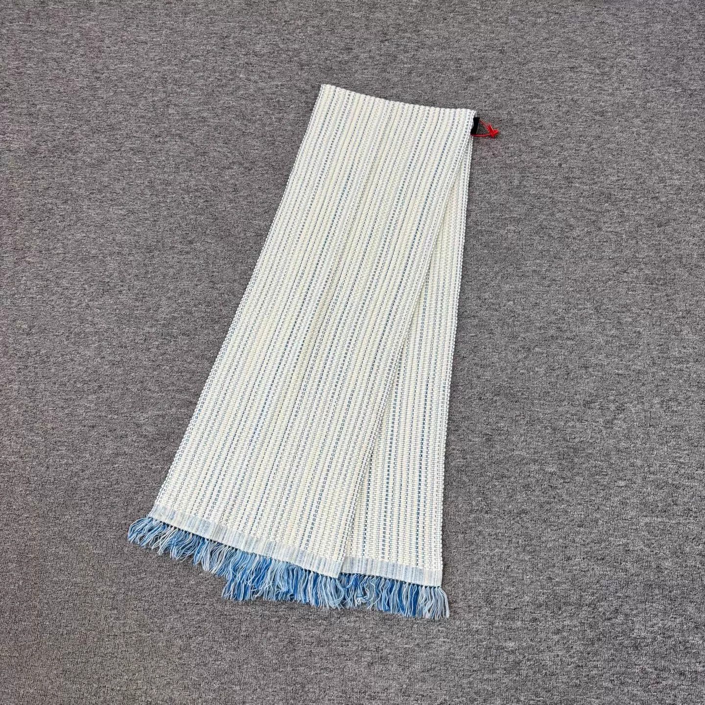Hermes Hermes blue white striped cashmere tassel scarf 99N Size ONE SIZE - 2 Thumbnail