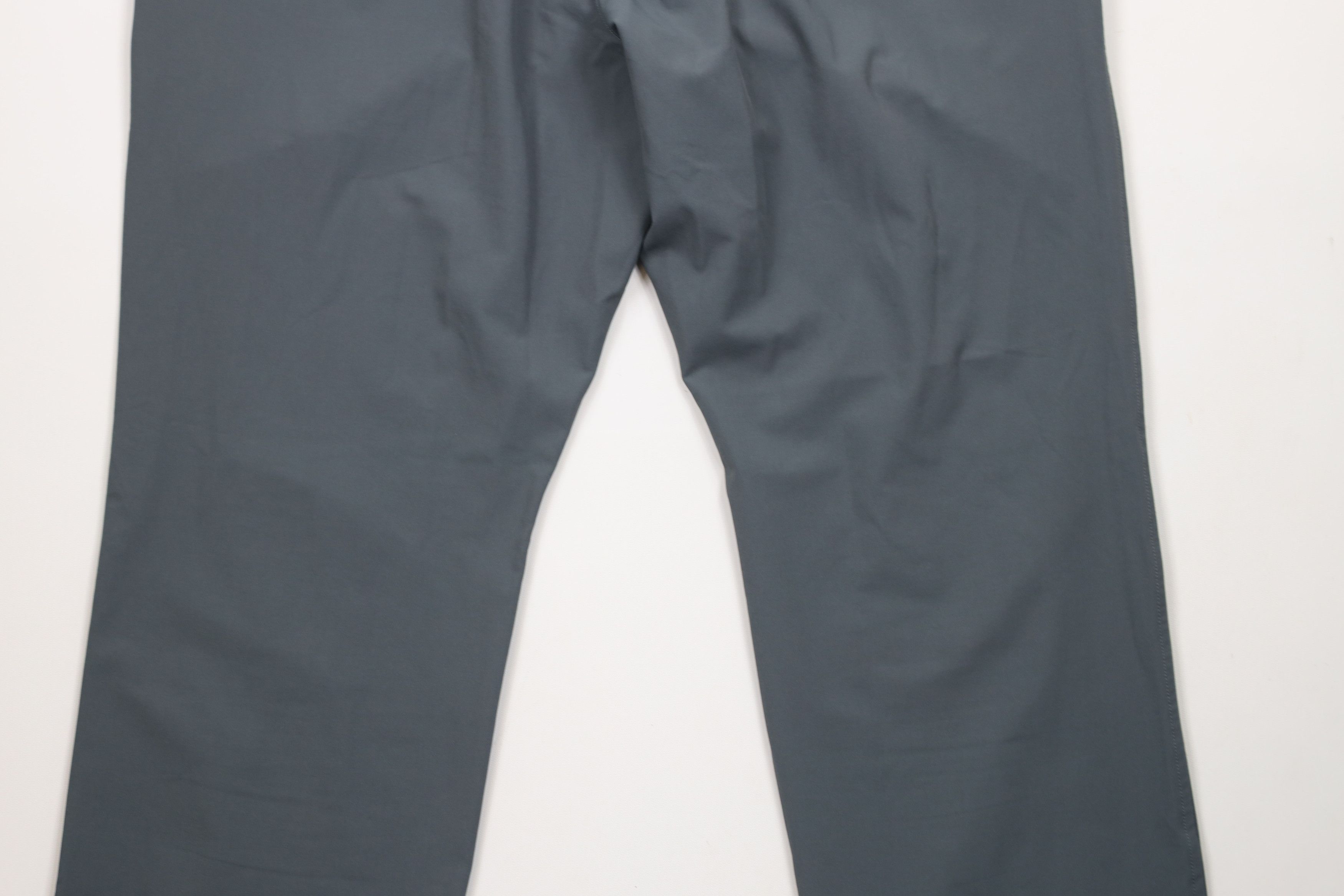 Under Armour × Vintage Under Armour Stretch Tech Golfing Golf Chino Pants Gray Size US 38 / EU 54 - 13 Thumbnail