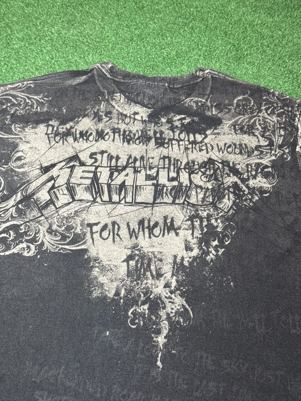 Hanes Metallic Affliction Style Band T Shirt Y2K Vintage Black Size US L / EU 52-54 / 3 - 4 Thumbnail