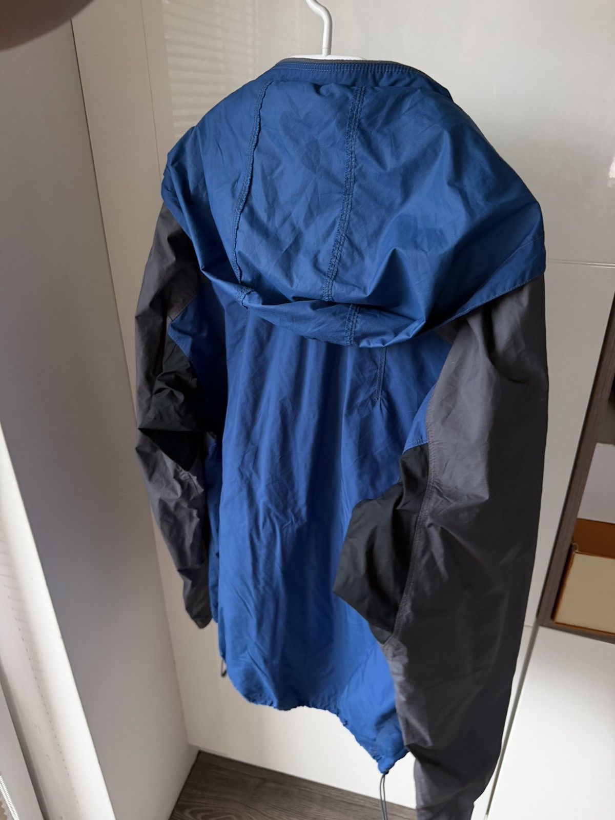 Nike ACG Nike ACG Vintage Windbreaker Lite Blue Men’s Jacket Size US L / EU 52-54 / 3 - 7 Thumbnail