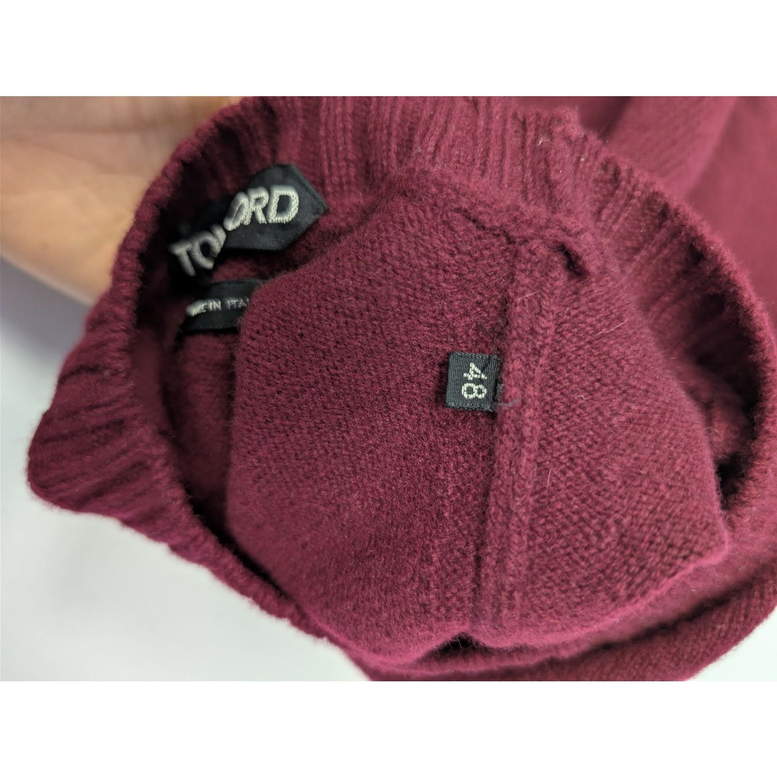 Tom Ford o1rshd1 CC20 Crewneck Sweater in Burgundy Size US M / EU 48-50 / 2 - 15 Thumbnail