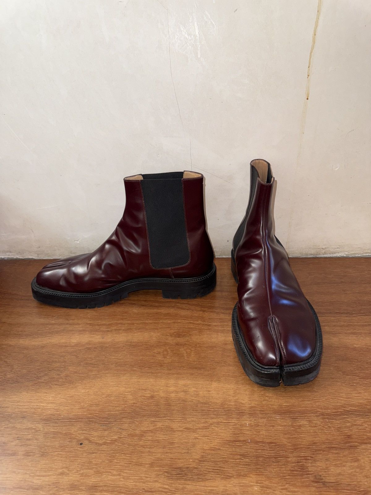 Maison Margiela MAISON MARGIELA TABI COUNTY CHELSEA BOOT Size US 13 / EU 46 - 1 Thumbnail