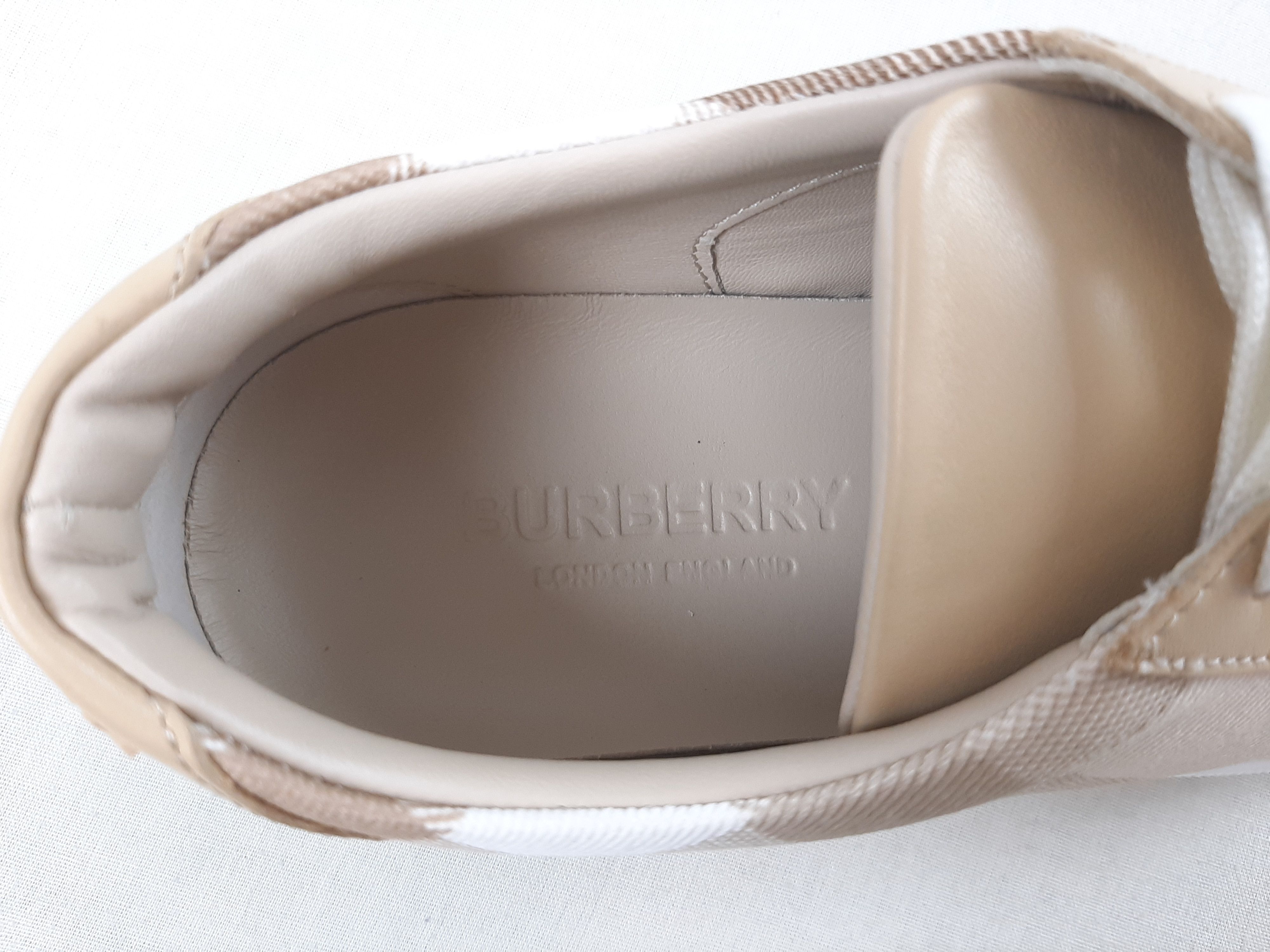 Burberry Burberry Salmond Check Sneakers Beige Women's US 7 EU 37 Size US 7 / IT 37 - 9 Thumbnail