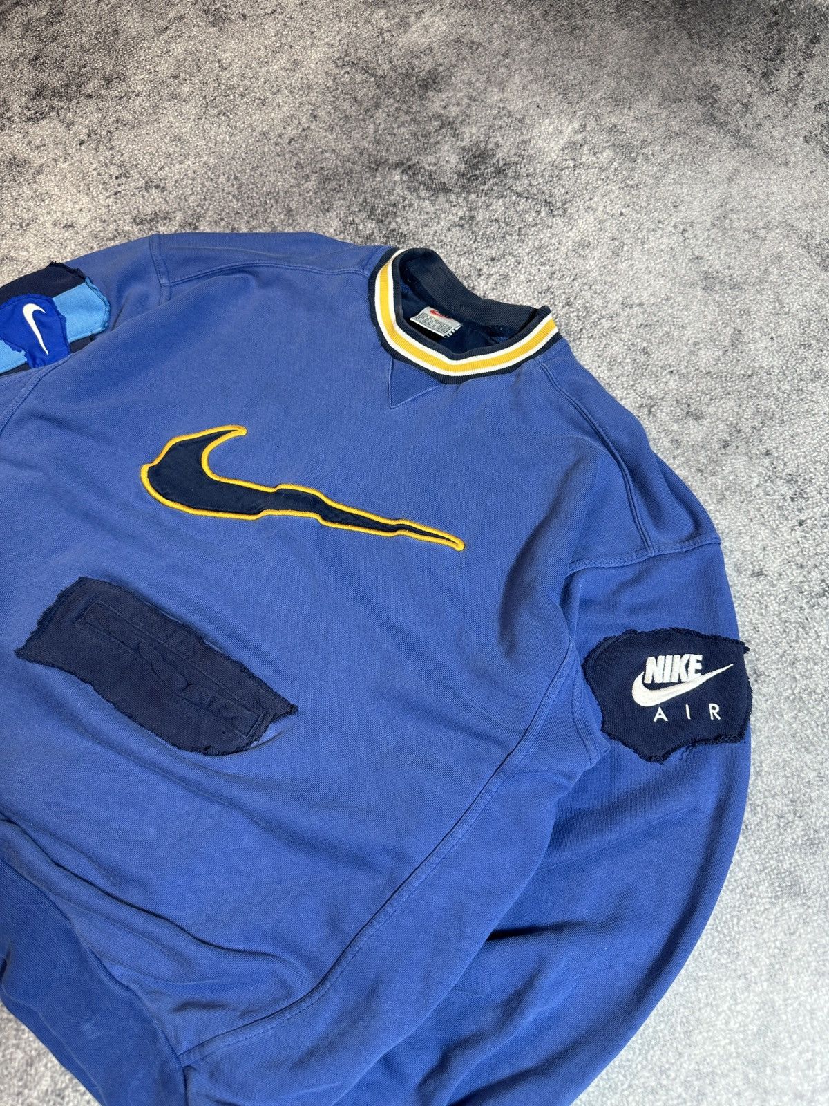 Nike Vintage Custom Nike Big Swoosh Sweatshirt Streetwear USA M Size US M / EU 48-50 / 2 - 2 Thumbnail
