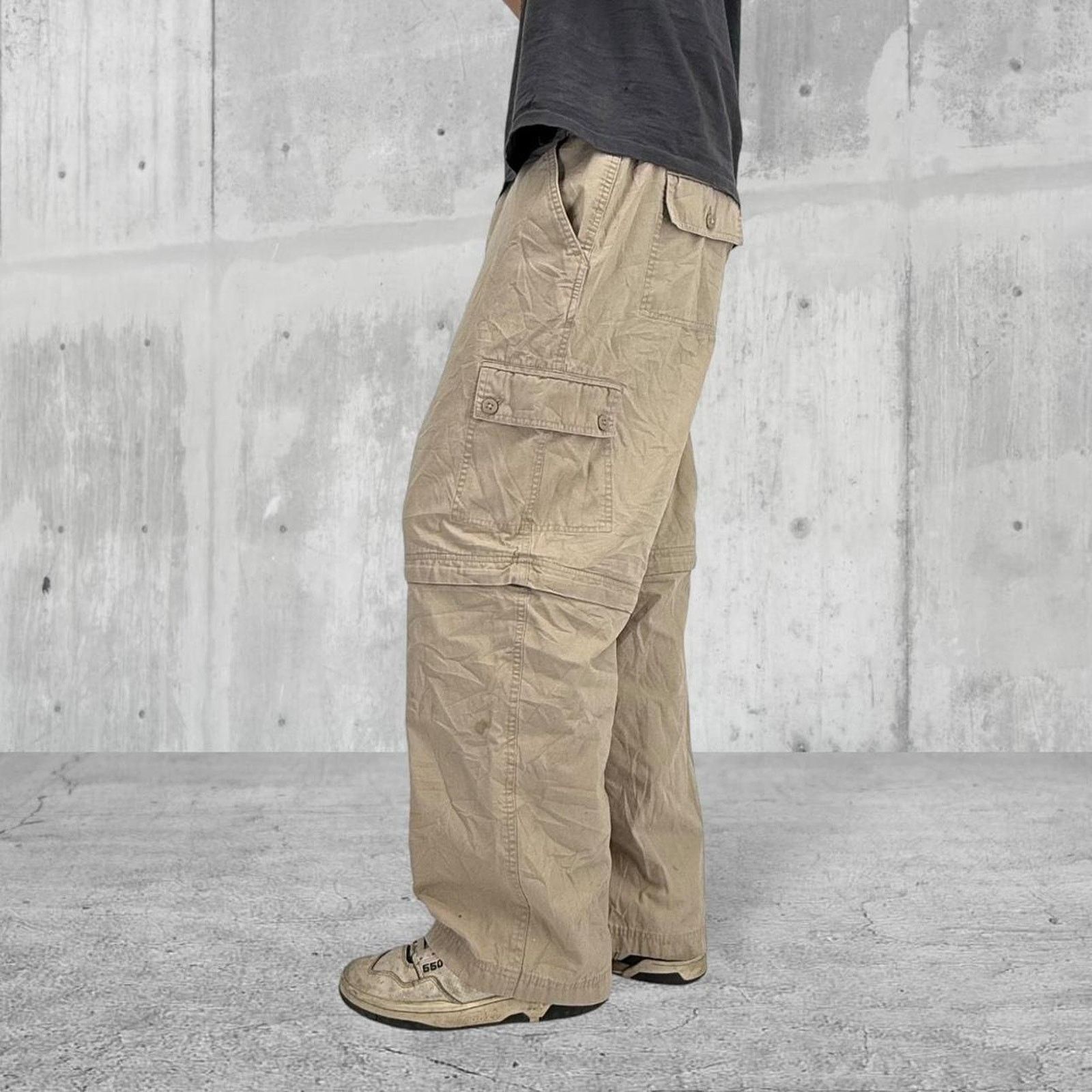 Cherokee Baggy y2k cherokee zip off cream cargo pants Size US 38 / EU 54 - 2 Thumbnail