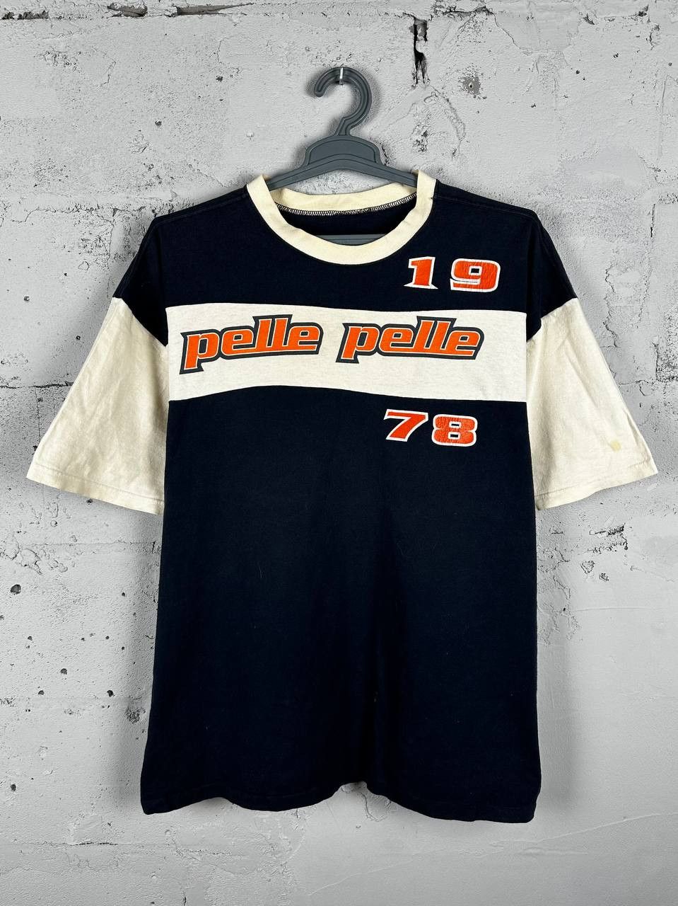 Pelle Pelle Vintage Pelle Pelle By Mark Buchanan Rap Logo T Shirt Size US XL / EU 56 / 4 - 1 Thumbnail