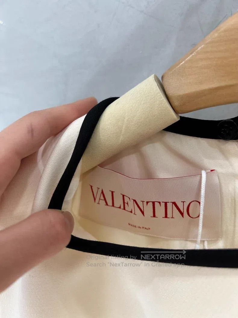 Valentino Valentino Short-sleeved dress Size S / US 4 / IT 40 - 2 Thumbnail