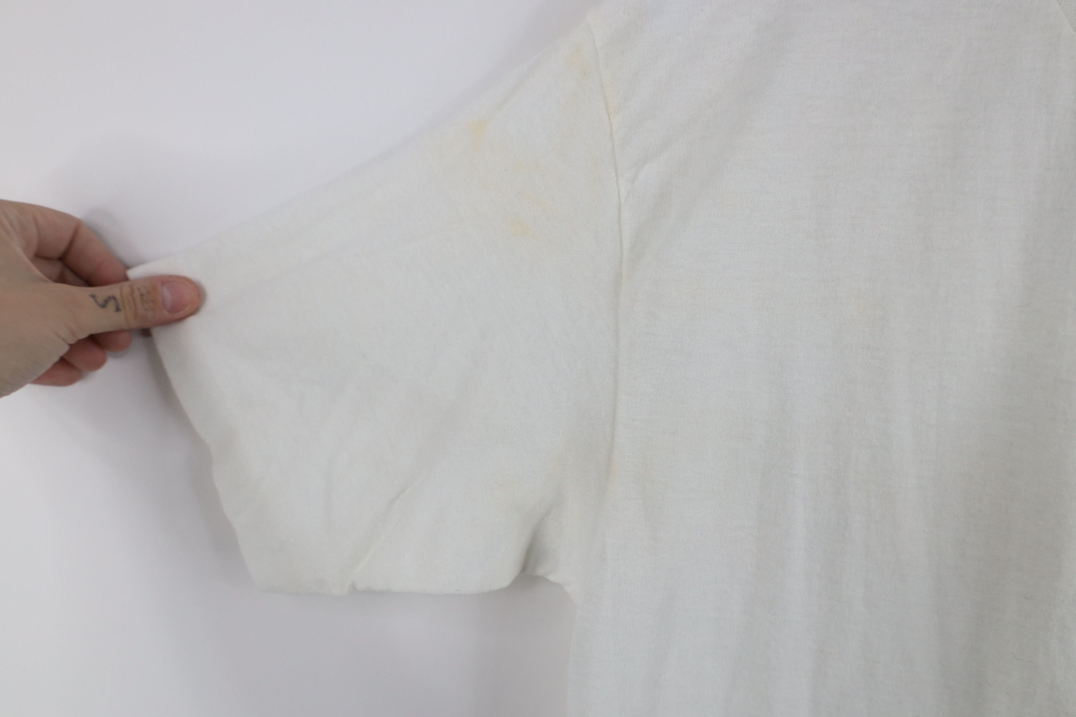 Vintage Vintage 70s Streetwear Crustaceous Constellation T-Shirt Size US S / EU 44-46 / 1 - 8 Thumbnail