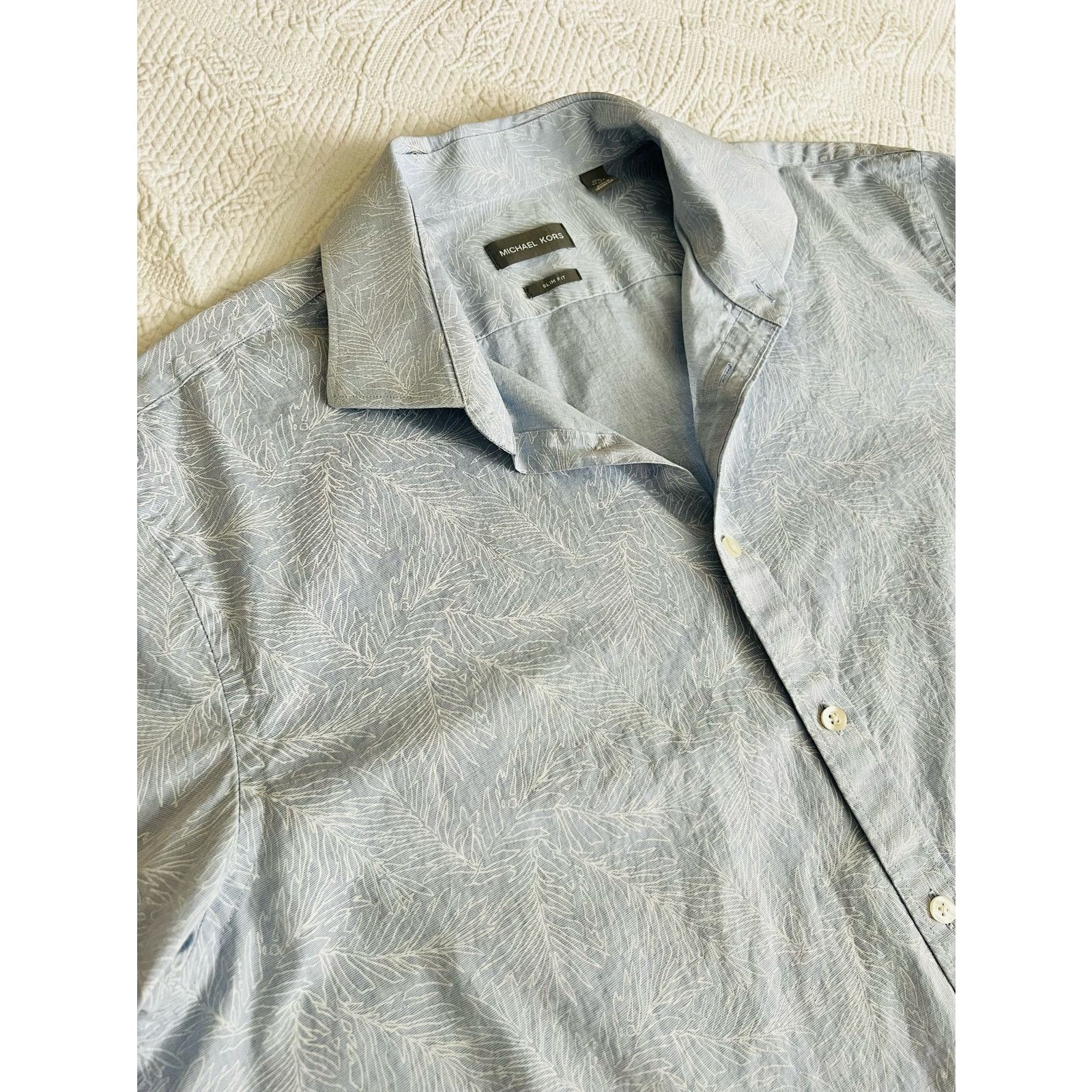 Michael Kors Michael Kors Blue Palm Men's Button-Down Shirt 17 1/2 32-33 Size US M / EU 48-50 / 2 - 2 Thumbnail