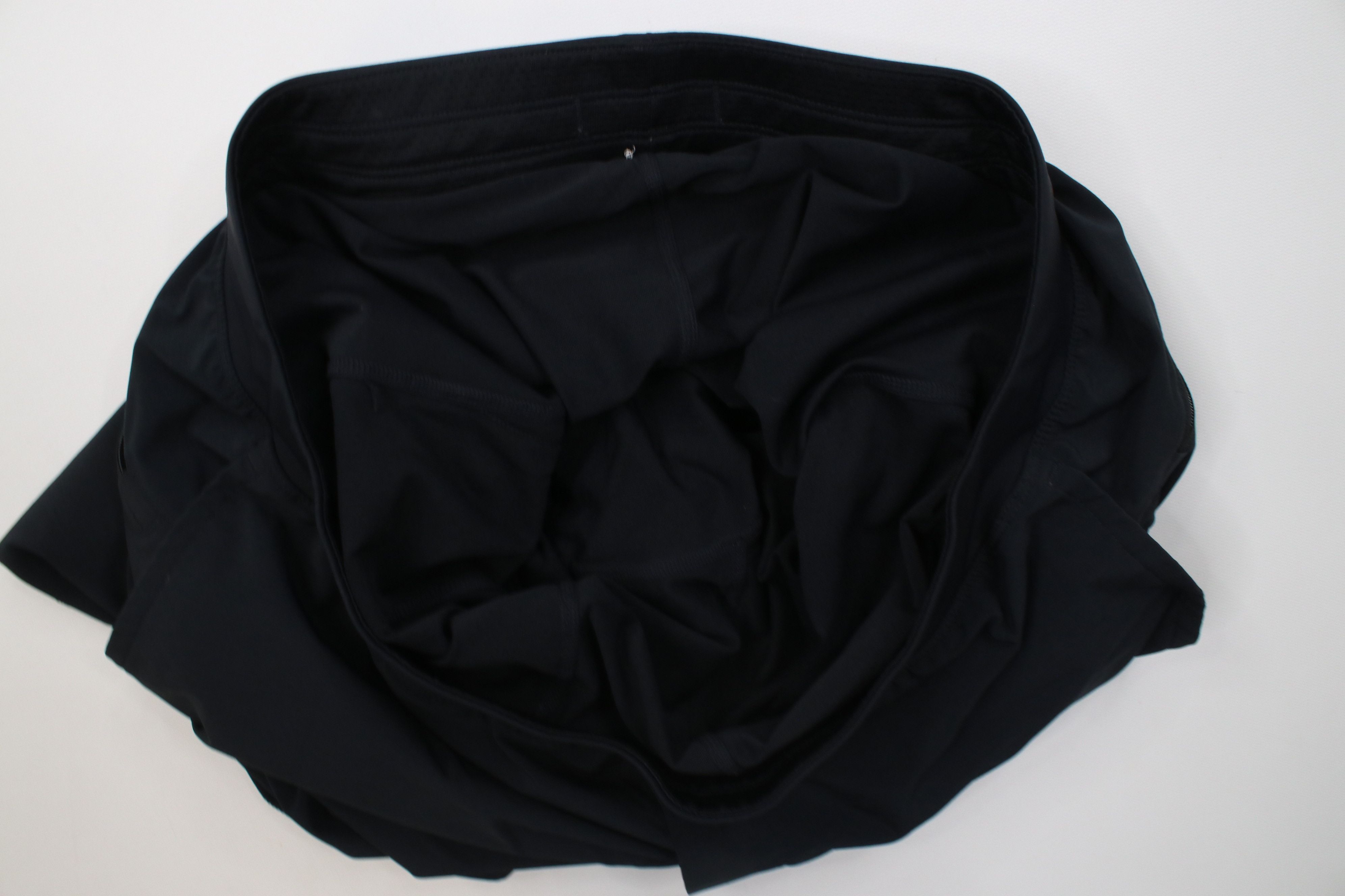 Fabletics Fabletics Compression Lined Above Knee Gym Shorts Black Size US 32 / EU 48 - 5 Thumbnail