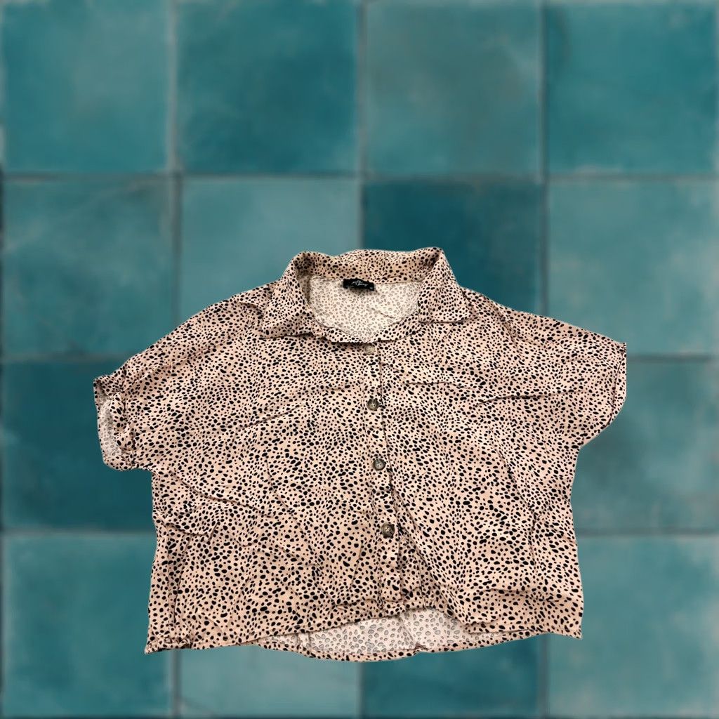 Vintage Milk & Honey Womens XL Tan Black Animal Print Crop Short Sleeve Button Up Size XL / US 12-14 / IT 48-50 - 1 Thumbnail