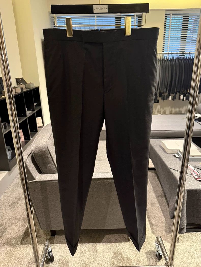 Thom Browne Thom Browne Size 2 Classic trousers 2503-Nextarrow Size US 32 / EU 48 - 1 Thumbnail