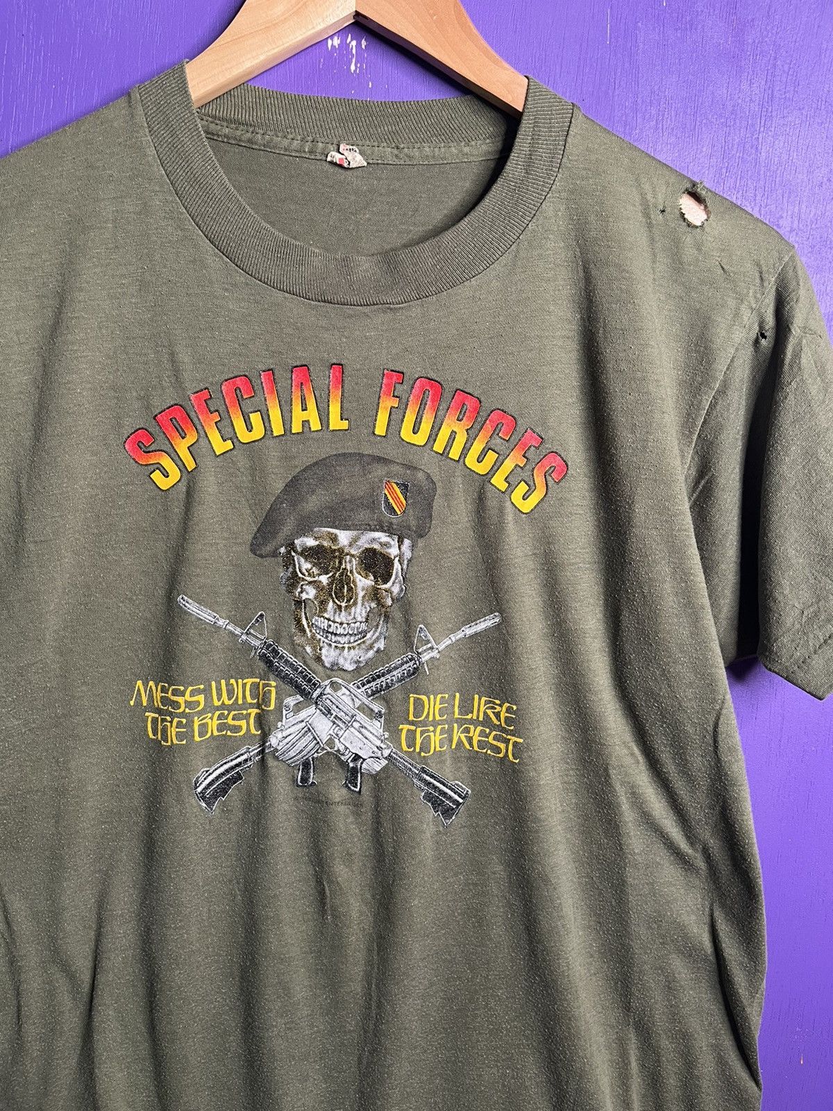 Vintage Vintage 80s special forces mess with the best t-shirt Size US M / EU 48-50 / 2 - 3 Thumbnail