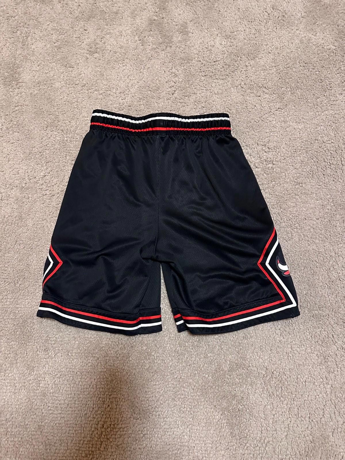 Nike Nike Chicago Bulls Authentic Black NBA Engineered Shorts Size US 32 / EU 48 - 9 Thumbnail