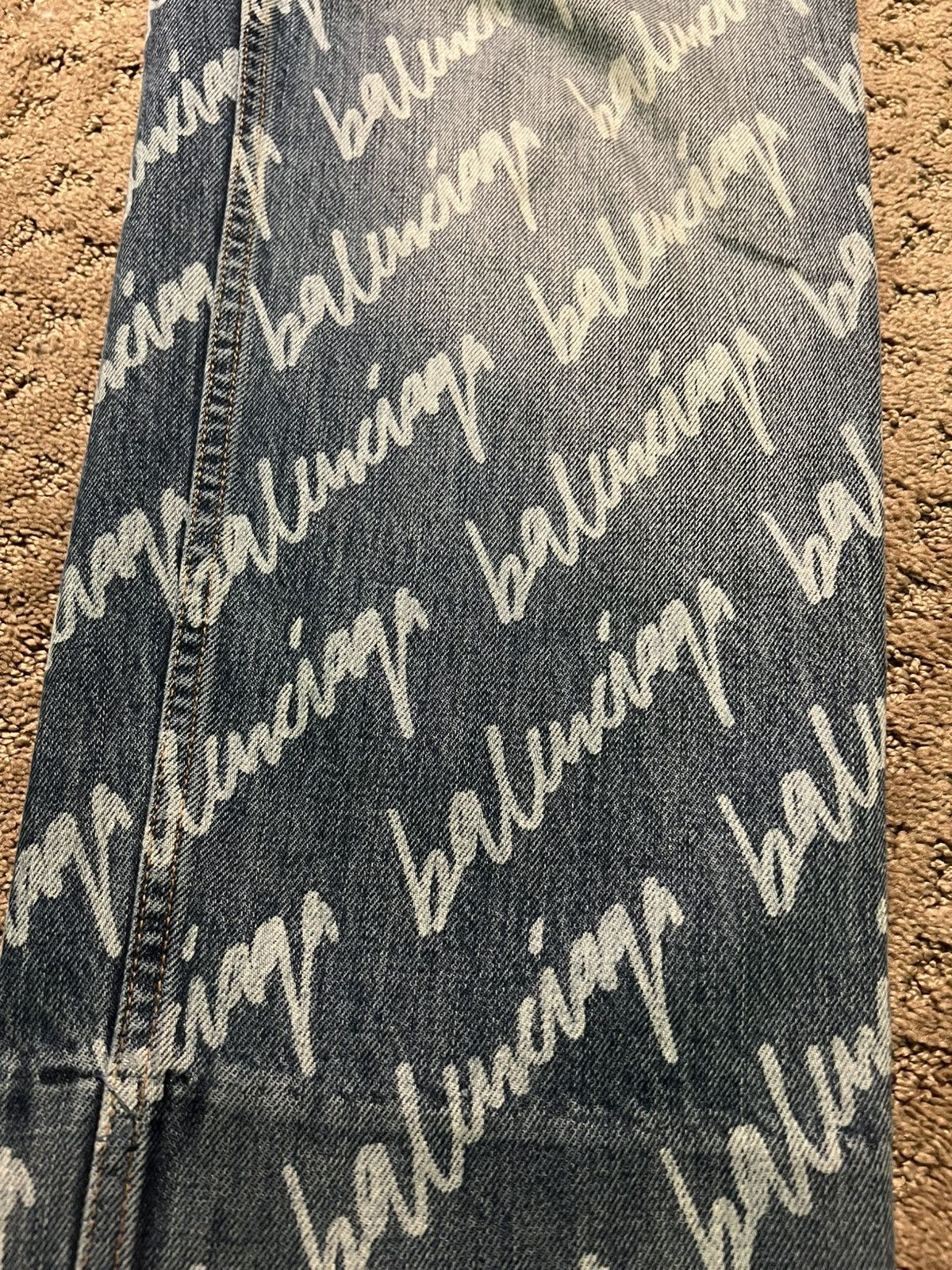 Balenciaga Balenciaga Scribble Jeans Size US 26 / EU 42 - 2 Thumbnail