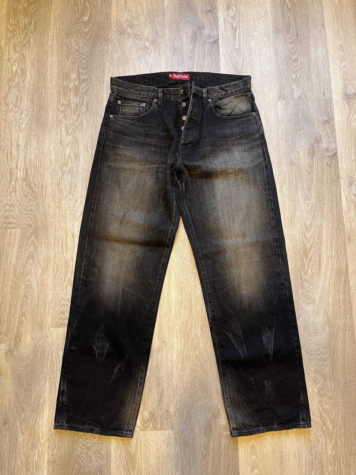 Supreme Distressed Loose Fit Selvedge 【海外 - パンツ