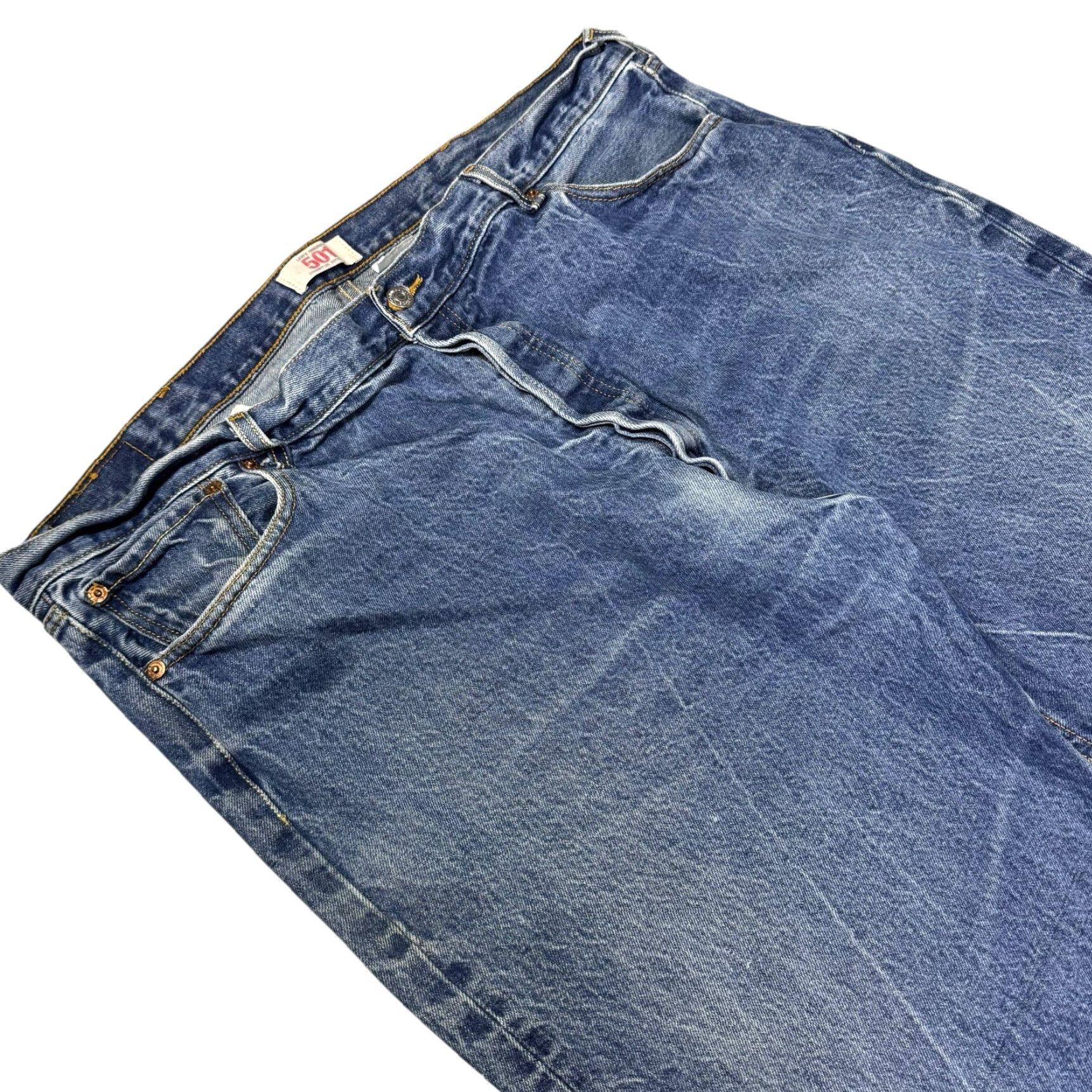 Levi's VINTAGE Levi's 501 Jeans Mens 42x30 Button Fly Straight Grunge Distressed Denim blue 5-Pocket Mens Regular Jeans Size US 42 / EU 58 - 2 Thumbnail