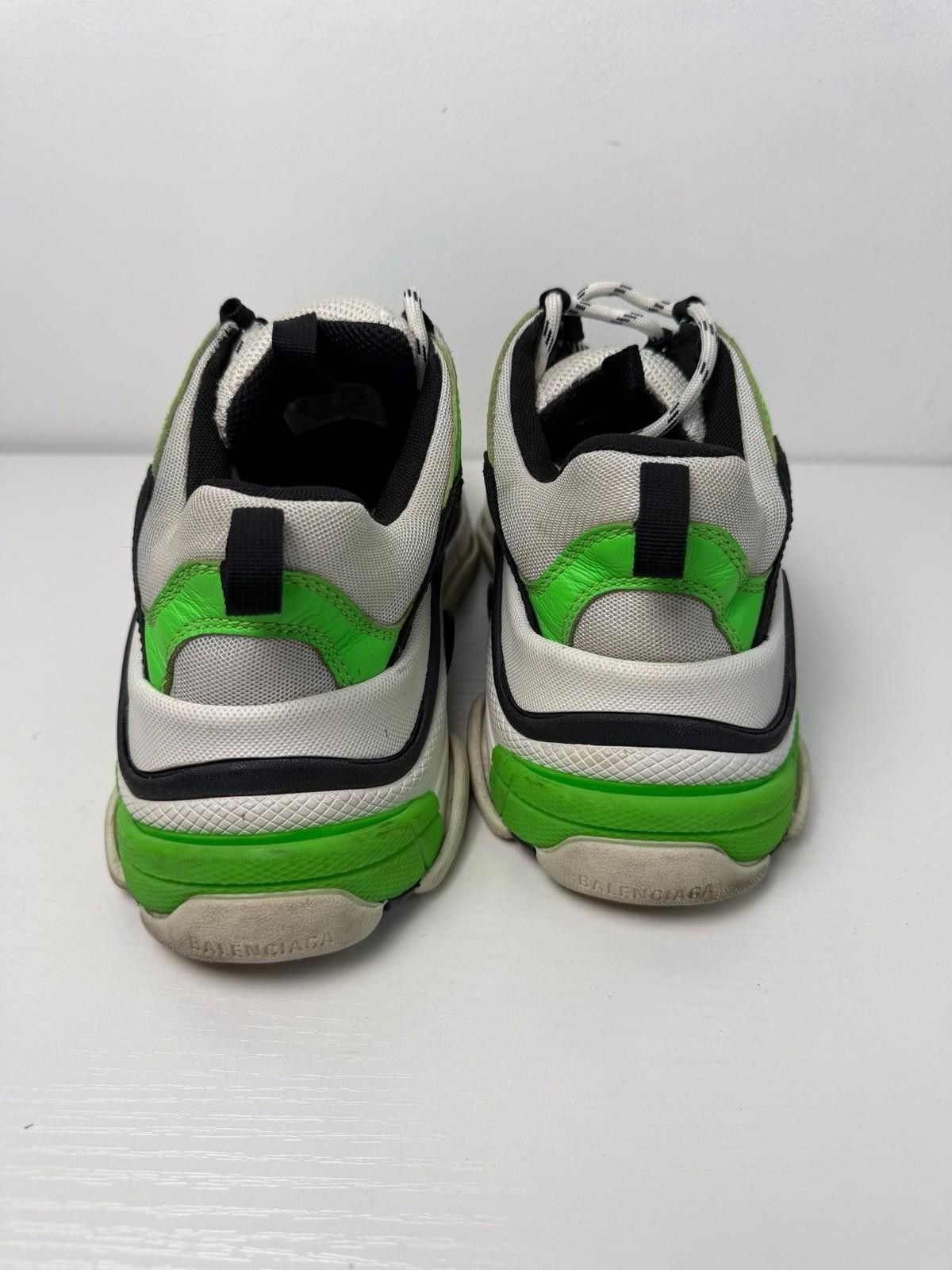 Balenciaga Balenciaga Triple S Mesh & Leather Sneaker Neon Green SZ 9 Size US 9 / IT 39 - 5 Thumbnail