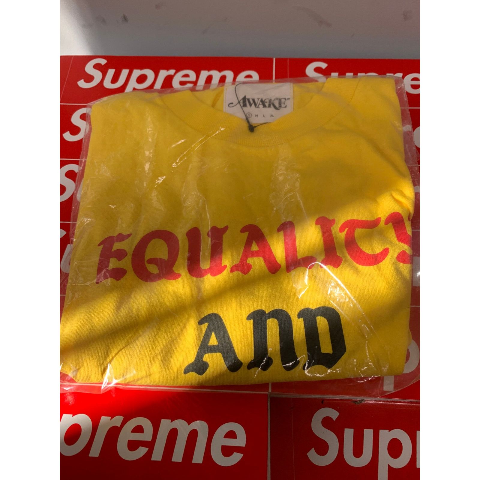 Awake NY AwakeNY Equality and Justice Tee Yellow Size Small NEW Size US S / EU 44-46 / 1 - 2 Thumbnail