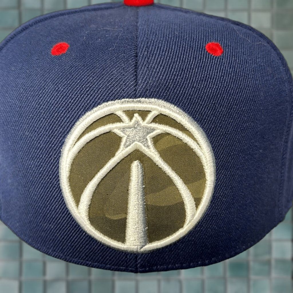 Mitchell & Ness Mitchell & Ness Washington DC Wizards Snapback Hat Camouflage Flat Brim Camo Multicolor One Size Unisex Adults Size ONE SIZE - 1 Thumbnail
