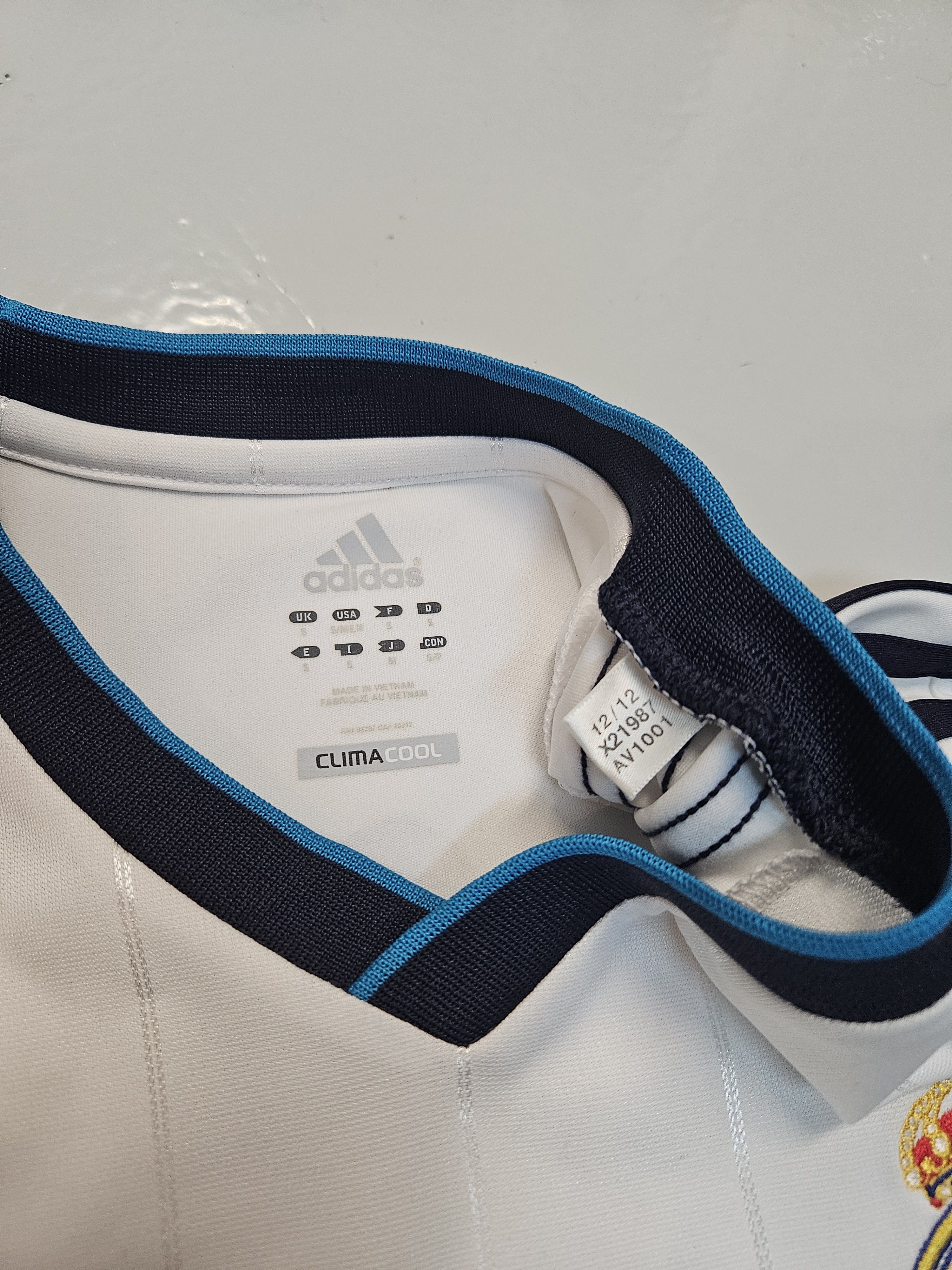 Adidas Real Madrid 2012-2013 home jersey #7 Christiano Ronaldo Size US S / EU 44-46 / 1 - 18 Thumbnail