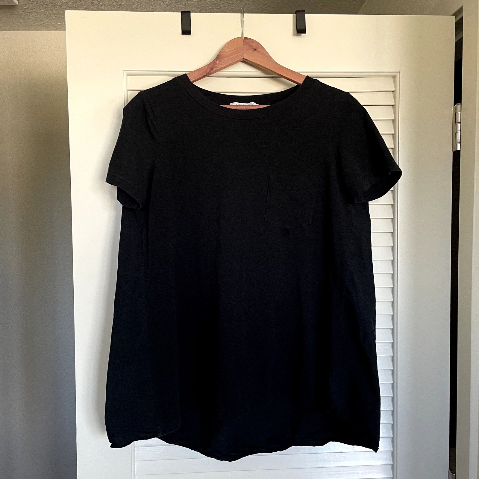 Other Antonelli Firenze Women's Minimalist Black Cotton T-Shirt Size M / US 6-8 / IT 42-44 - 3 Thumbnail