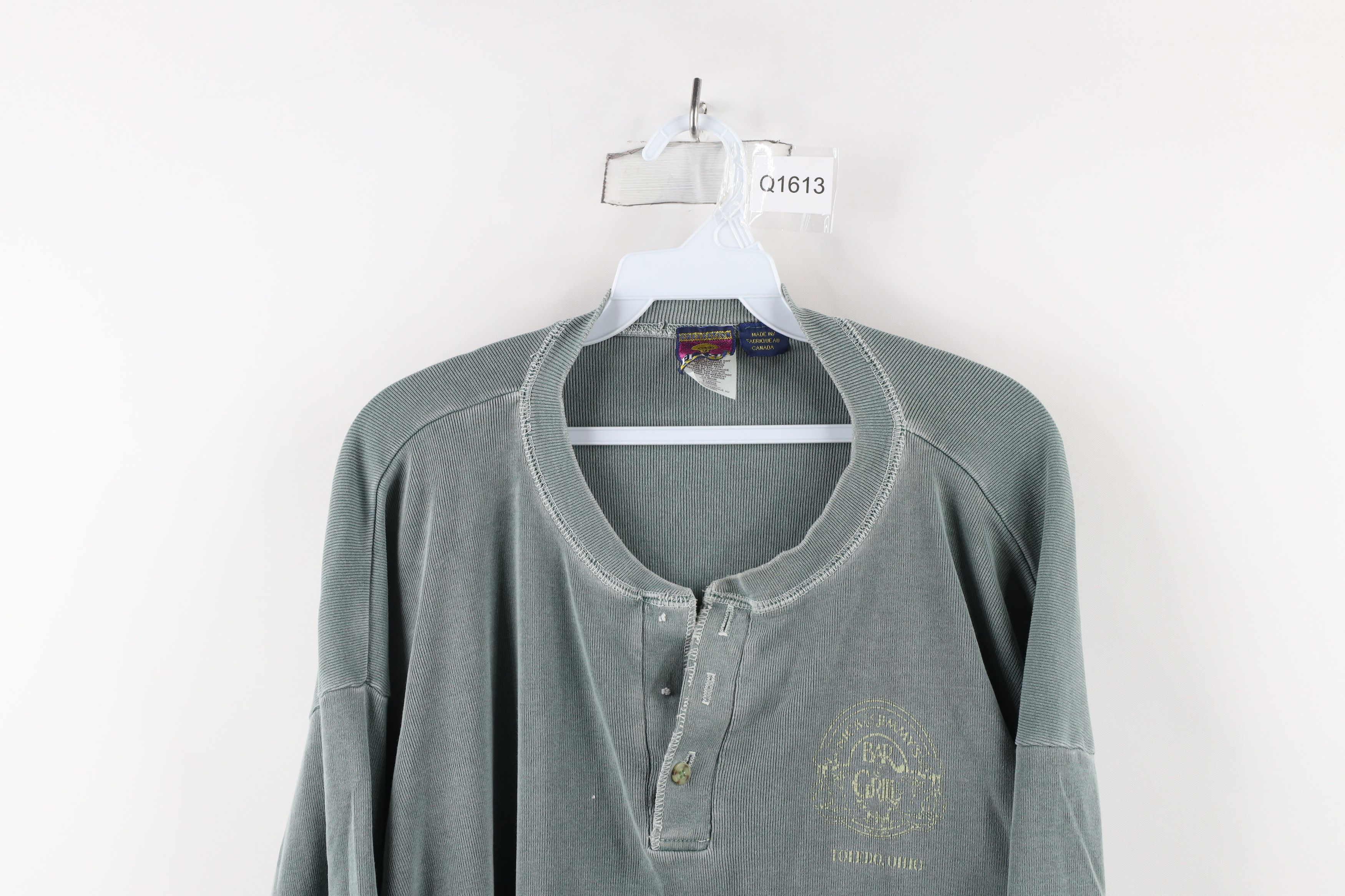Vintage Vintage 90s Streetwear Nick & Jimmys Grill Ribbed T-Shirt Size US XL / EU 56 / 4 - 2 Thumbnail