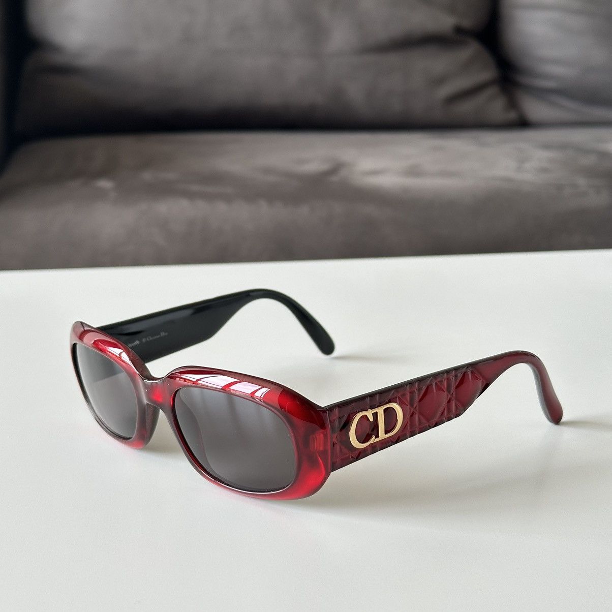 DIOR Red Big Logo CD Cannage Sunglasses Vintage CD 2006