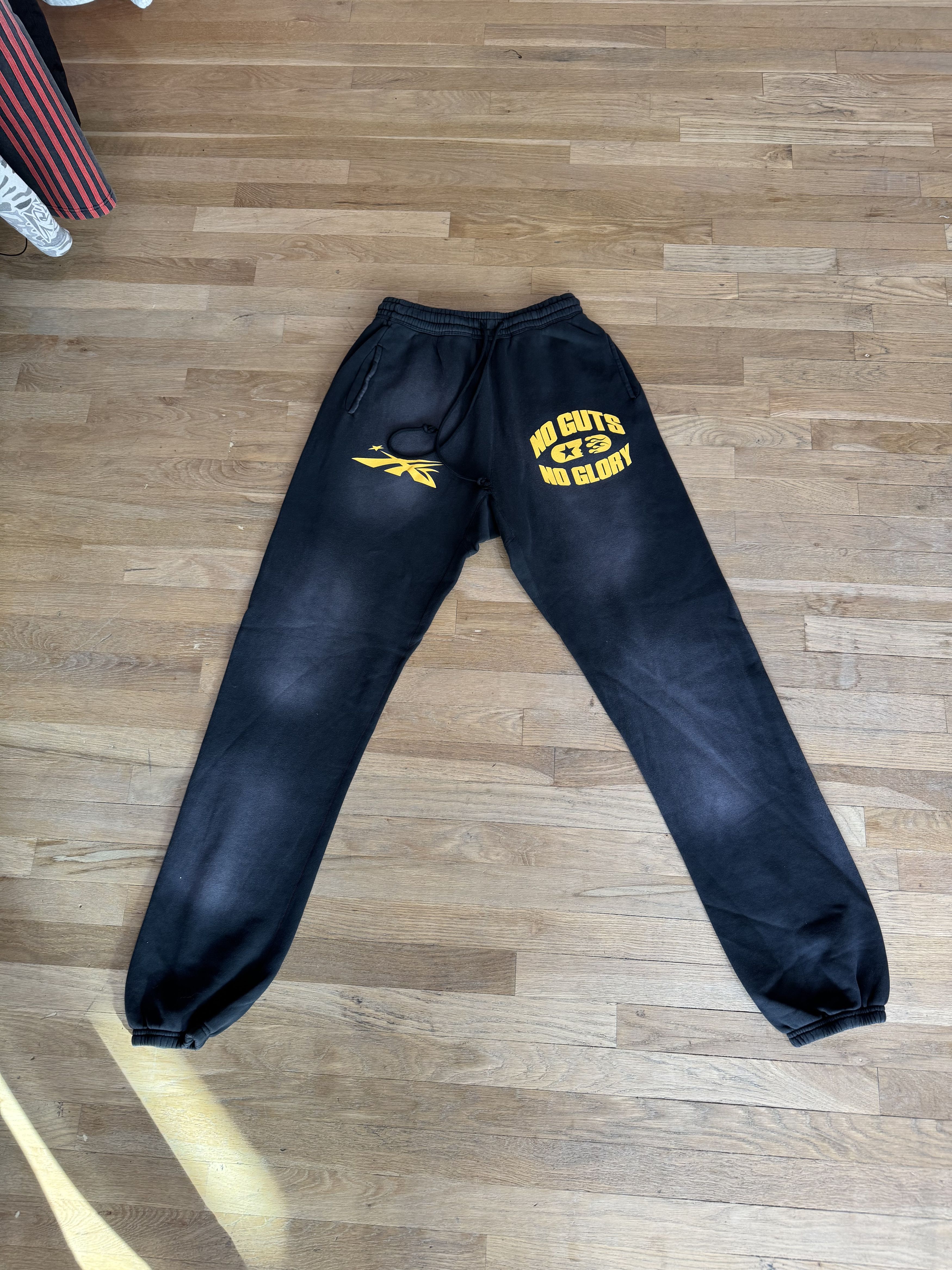 HELLSTAR HELLSTAR NO GUTS NO GLORY BLACK SWEATPANTS Size US 34 / EU 50 - 1 Thumbnail