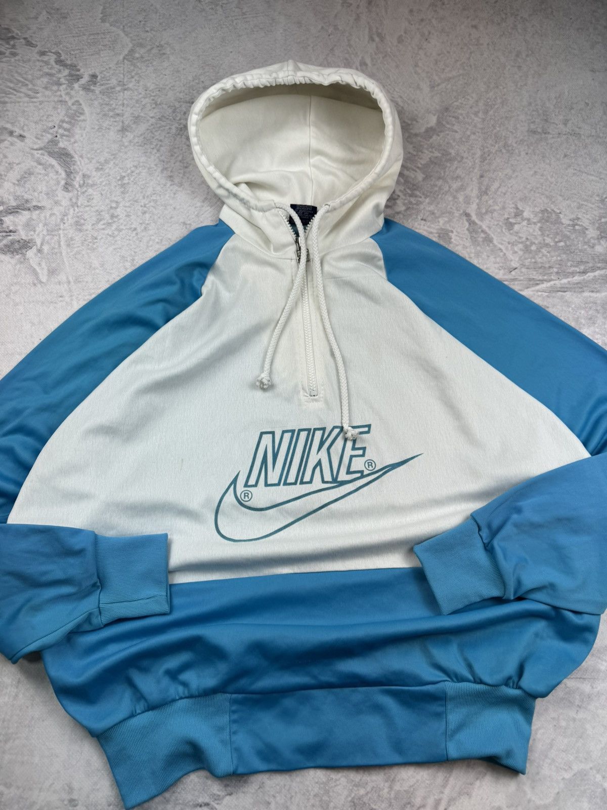 Nike × Vintage NIKE VINTAGE CENTER LOGO OVERSIZE BOXY HOODIE Size US L / EU 52-54 / 3 - 3 Thumbnail