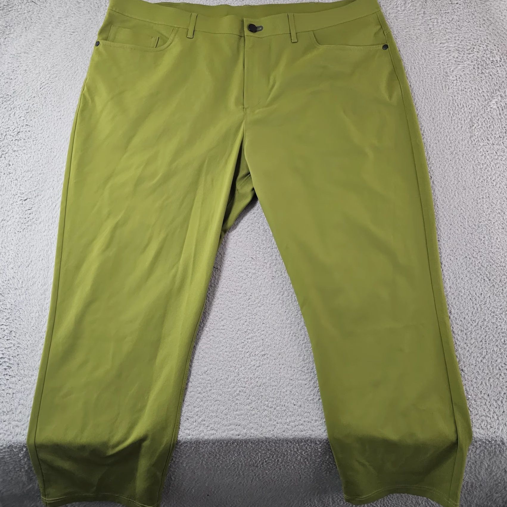 Vintage Public Rec Pants Men 42x26 Green Stretch Performance Chino Casual Travel Everyday Workwear Size US 42 / EU 58 - 2 Thumbnail