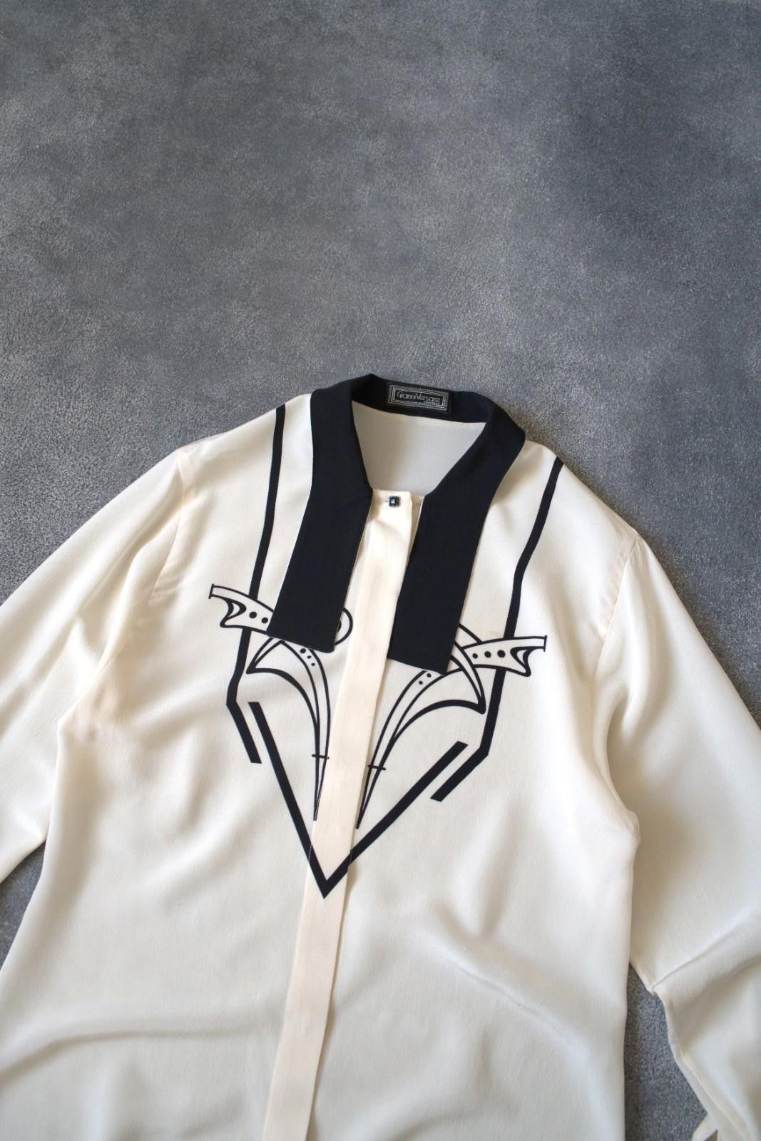 Versace F/W 1988 Gianni Versace Couture Tuxedo Silk Blouse Size S / US 4 / IT 40 - 8 Thumbnail