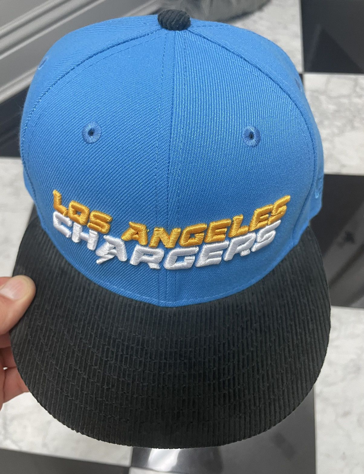 New Era 🔥 Chargers fitted with corduroy brim 7 1/8 Size ONE SIZE - 3 Thumbnail