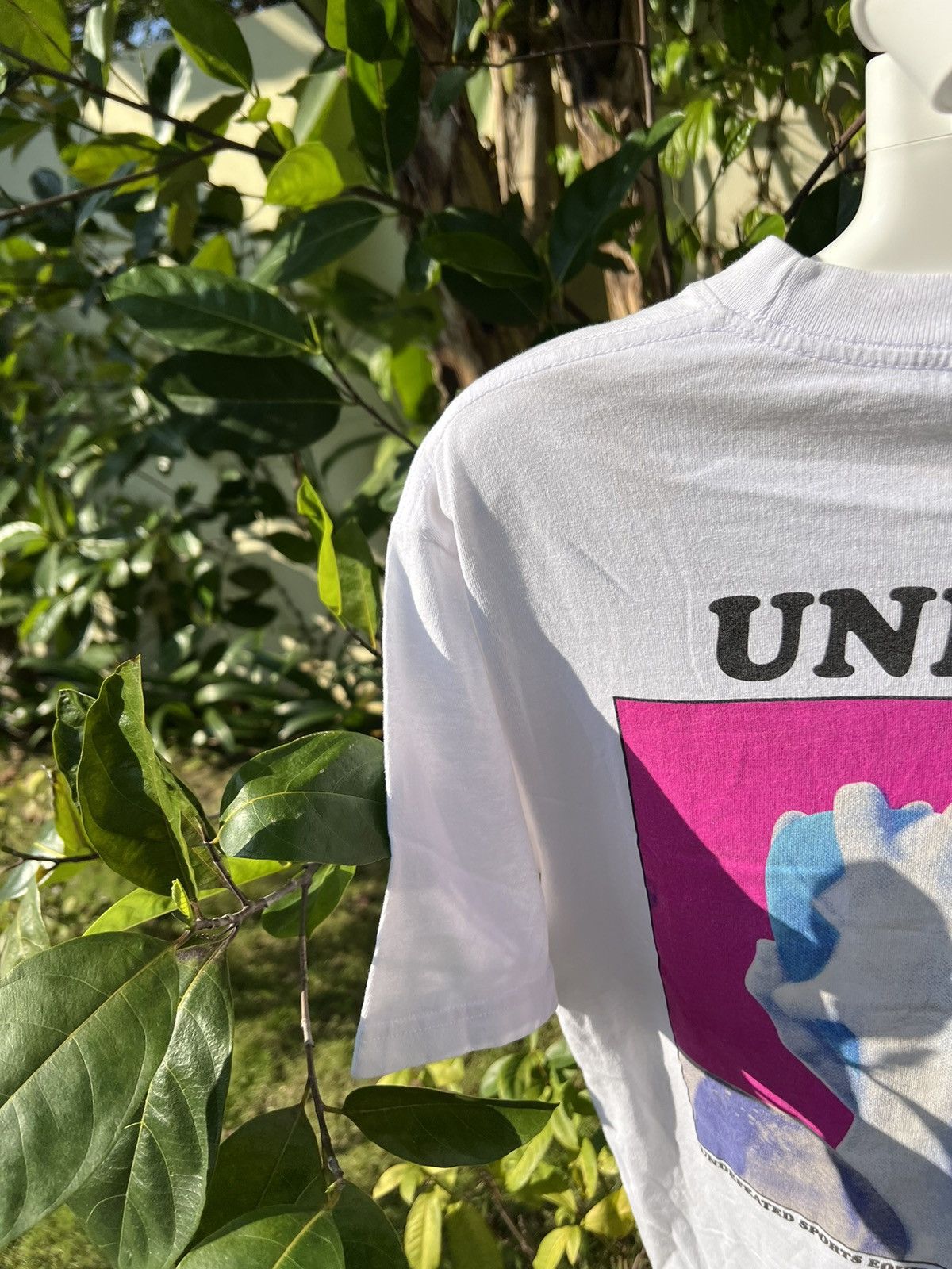 Undefeated × Vintage UNDEFEATED SPORTS EQUIPMENT Y2K BIG LOGO TEE Size US S / EU 44-46 / 1 - 4 Thumbnail