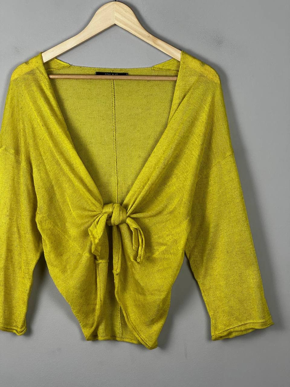 Japanese Brand Ozai N Ku Avant Garde Silk Yellow Blouse Sweater Size M / US 6-8 / IT 42-44 - 3 Thumbnail