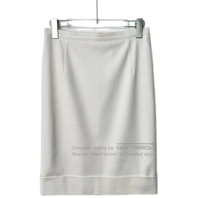 Max Mara MaxMara Women's White Cotton Blend Skirt . Size 23" - 1 Thumbnail
