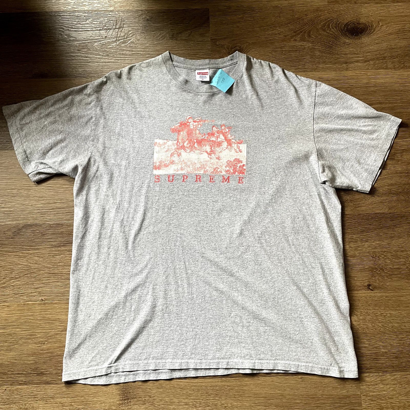 Supreme Grey Supreme T-shirt- Size XL Size US XL / EU 56 / 4 - 1 Thumbnail